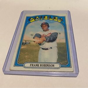 Frank Robinson 1972 Topps Baseball Card vintage collectible